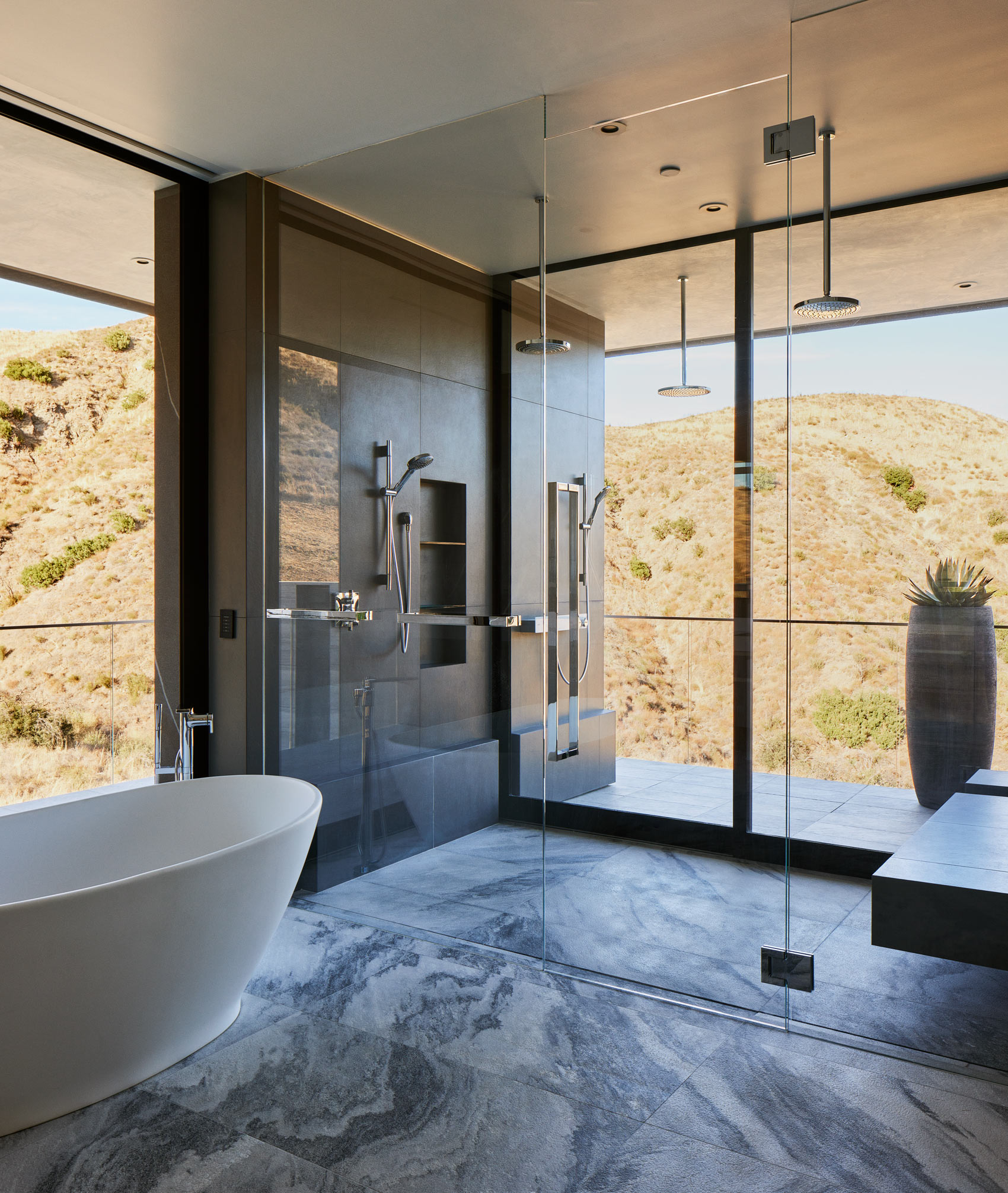 LOBO_CANYON_MASTER_BATHROOM_SHOWER_0639