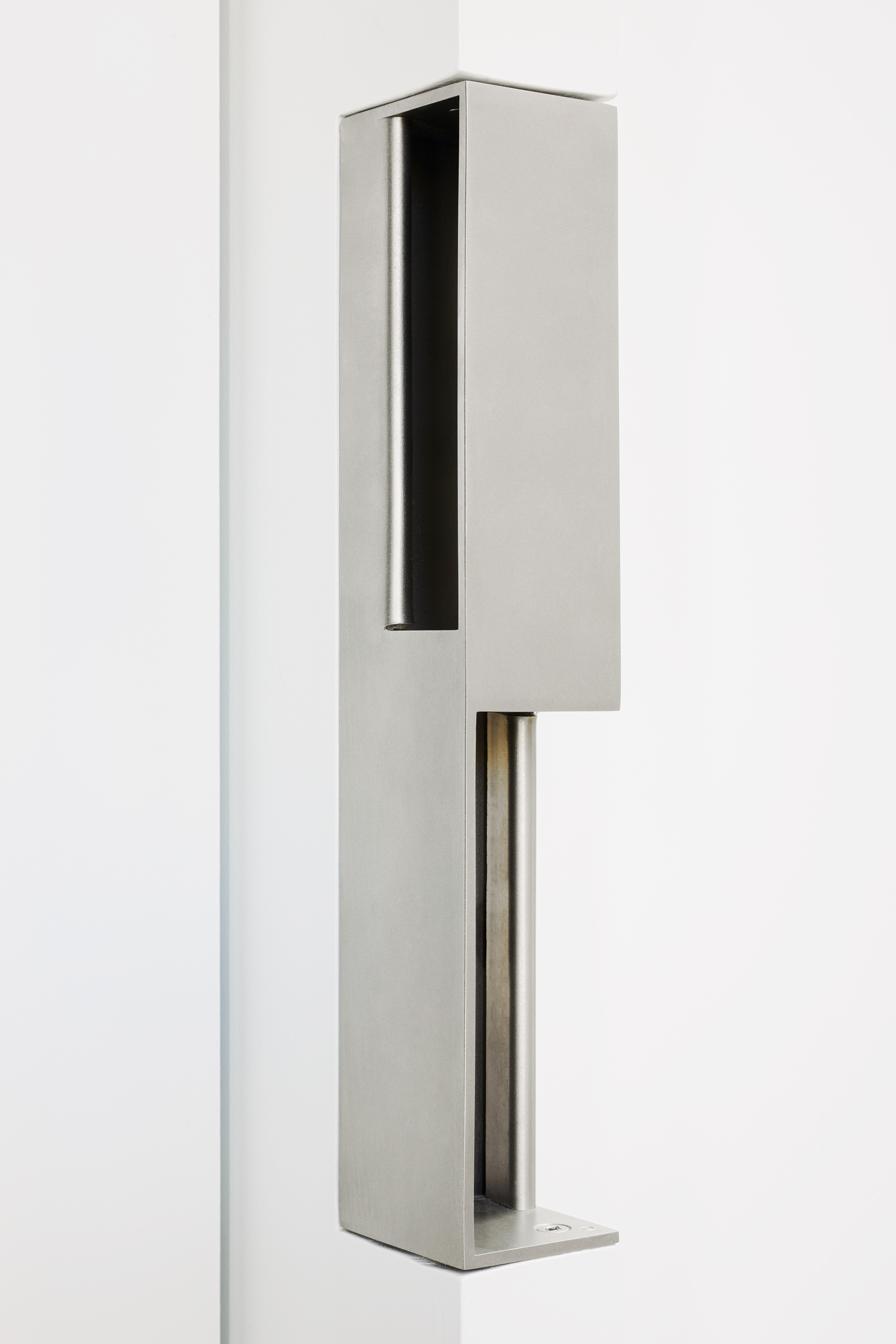 LOBO_CANYON_OFFICE_DOOR_DETAIL_0552