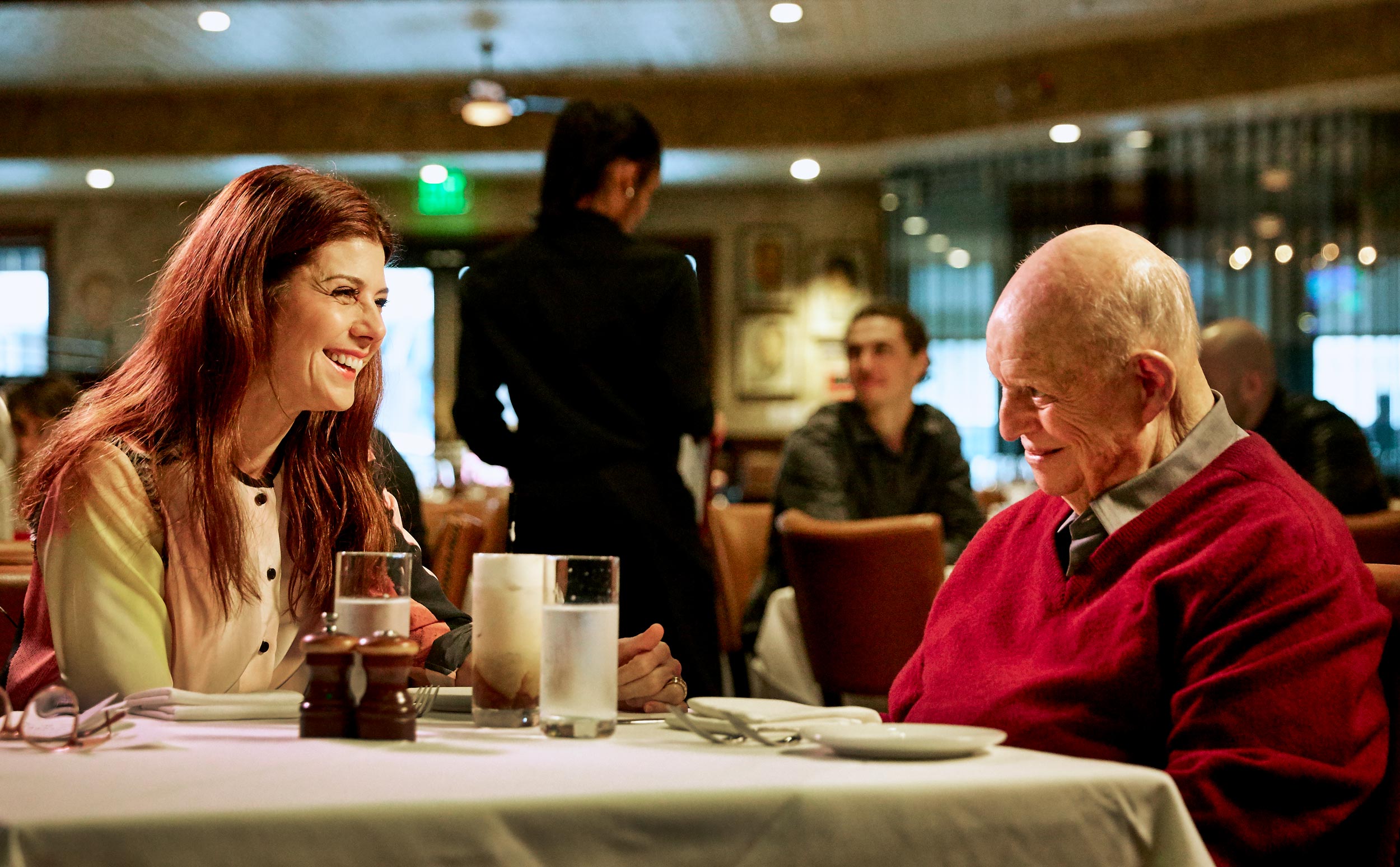 Marisa-Tomei_Don-Rickles_The-Palm-Restaurant_4682